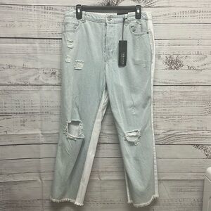NWT Versona Two Tone Distressed Jeans